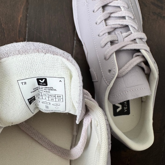 Veja V-10 Lowtop Sneakers in PARME/Purple, Size EU39, NWT - Picture 8 of 9